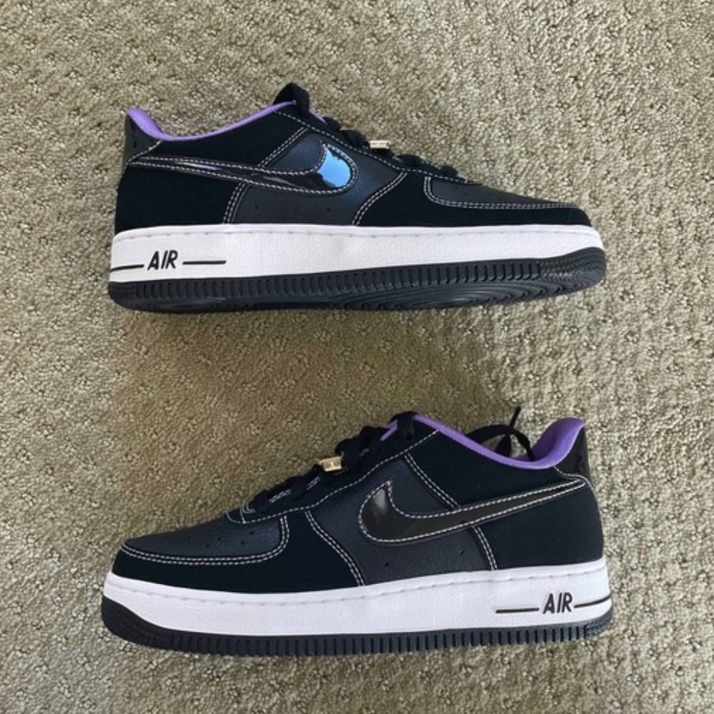 Nike Air Force 1 Lv 8 World Champs